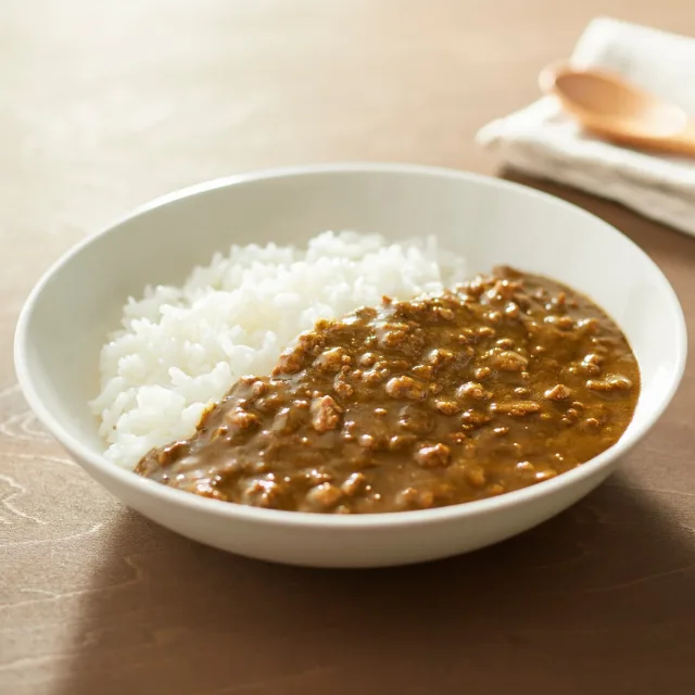 【０辛】素材を生かした 辛くない ほうれん草のキーマカレー 180g