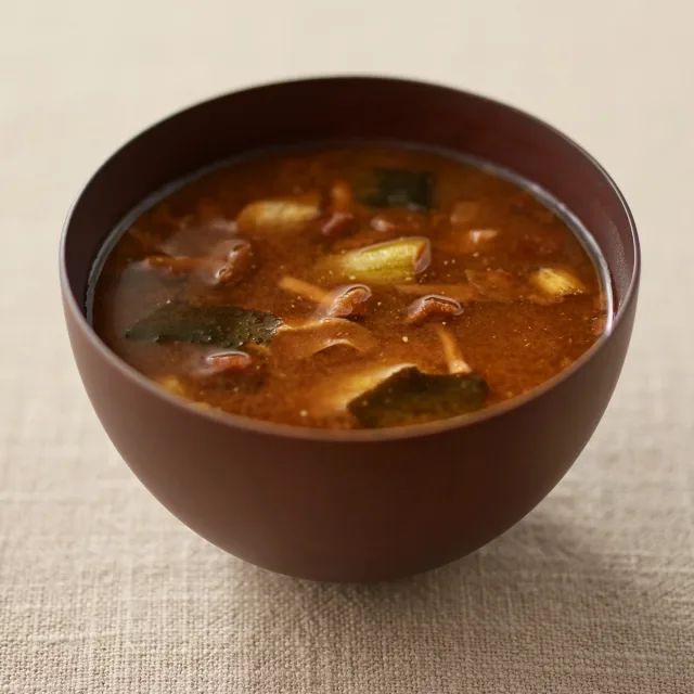 素材を生かした味噌汁 なめこの赤だし ４食