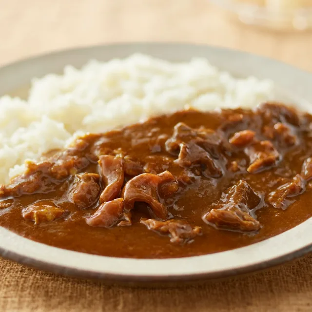 【４辛】素材を生かした 牛すじカレー
