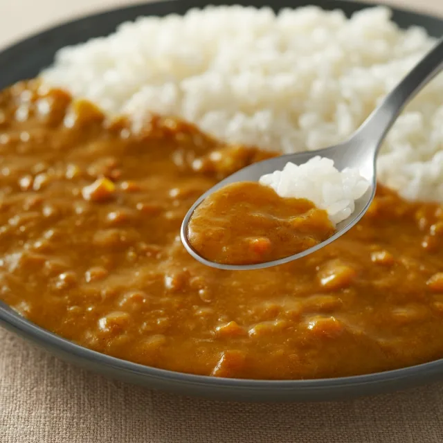 【３袋入り】【１辛】素材の旨みがとけこんだ 野菜のカレー