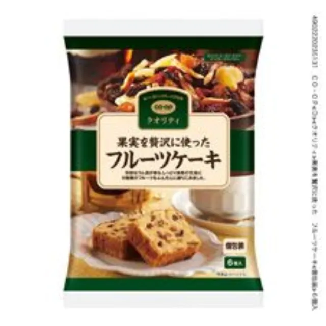 果実を贅沢に使った　フルーツケーキ ６個入
